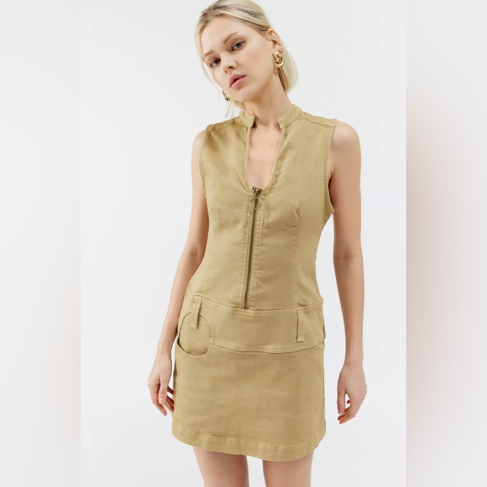 NWOT Urban Outfitters BDG Rowan Denim Zip-Up Mini Dress